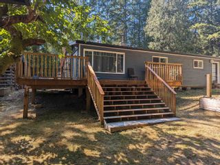 Photo 4: 894 NORTH Road in Gibsons: Gibsons & Area House for sale (Sunshine Coast)  : MLS®# R2818632