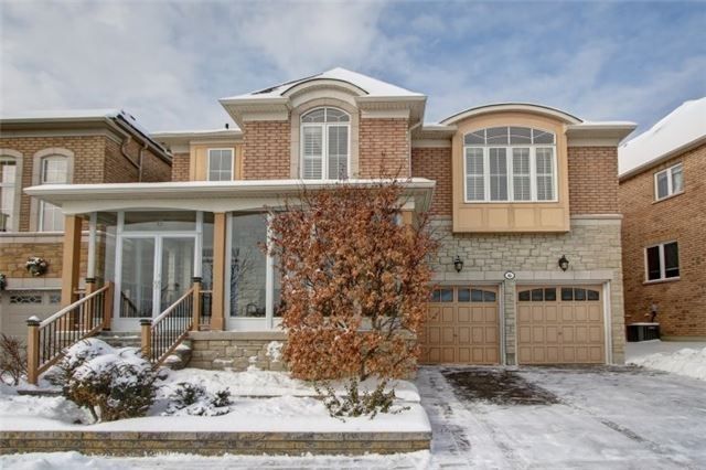 Main Photo: 6 Hearson St in Ajax: Freehold for sale : MLS®# E4054771