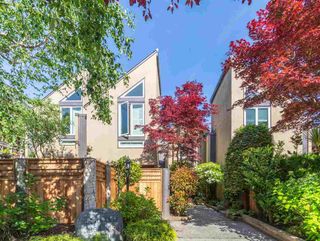 Photo 1: 1358 CYPRESS STREET in Vancouver: Kitsilano Townhouse for sale (Vancouver West)  : MLS®# R2459445