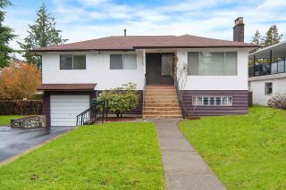 Photo 1: 835 GROVER AVENUE in Coquitlam: Coquitlam West House for sale : MLS®# R2147676