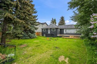 Photo 2: 627 16 Street NW in Calgary: Hillhurst Detached for sale : MLS®# A1251049