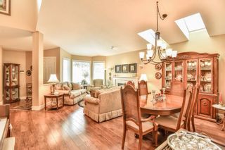 Photo 4: 4 6488 168 Street in Surrey: Cloverdale BC Townhouse for sale in "TURNBERRY" (Cloverdale)  : MLS®# R2298563