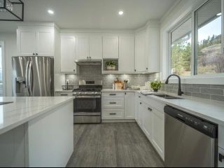 Photo 4: 2737 PEREGRINE Way: Merritt House for sale (South West)  : MLS®# 175393