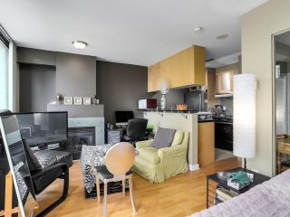 Photo 7: 505 1003 BURNABY Street in Vancouver: West End VW Condo for sale in "The Milano" (Vancouver West)  : MLS®# R2276675