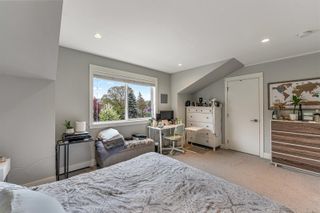 Photo 22: 2 2923 Shelbourne St in Victoria: Vi Oaklands Row/Townhouse for sale : MLS®# 931026