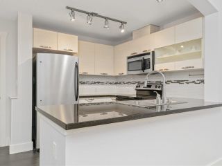 Photo 5: 112 7428 BYRNEPARK Walk in Burnaby: South Slope Condo for sale (Burnaby South)  : MLS®# R2733019