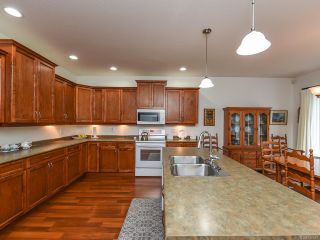 Photo 12: 9 737 ROYAL PLACE in COURTENAY: CV Crown Isle Row/Townhouse for sale (Comox Valley)  : MLS®# 826537