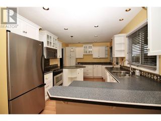 Photo 8: 864 Kennedy Street in Kelowna: House for sale : MLS®# 10301842