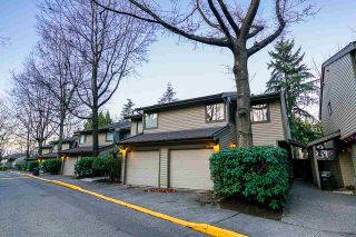 Photo 3: 5884 MAYVIEW Circle in Burnaby: Burnaby Lake Townhouse for sale (Burnaby South)  : MLS®# R2433719