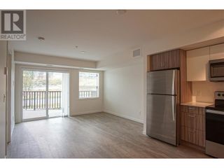 Photo 11: 625 Academy Way Unit# 110 in Kelowna: House for sale : MLS®# 10303620