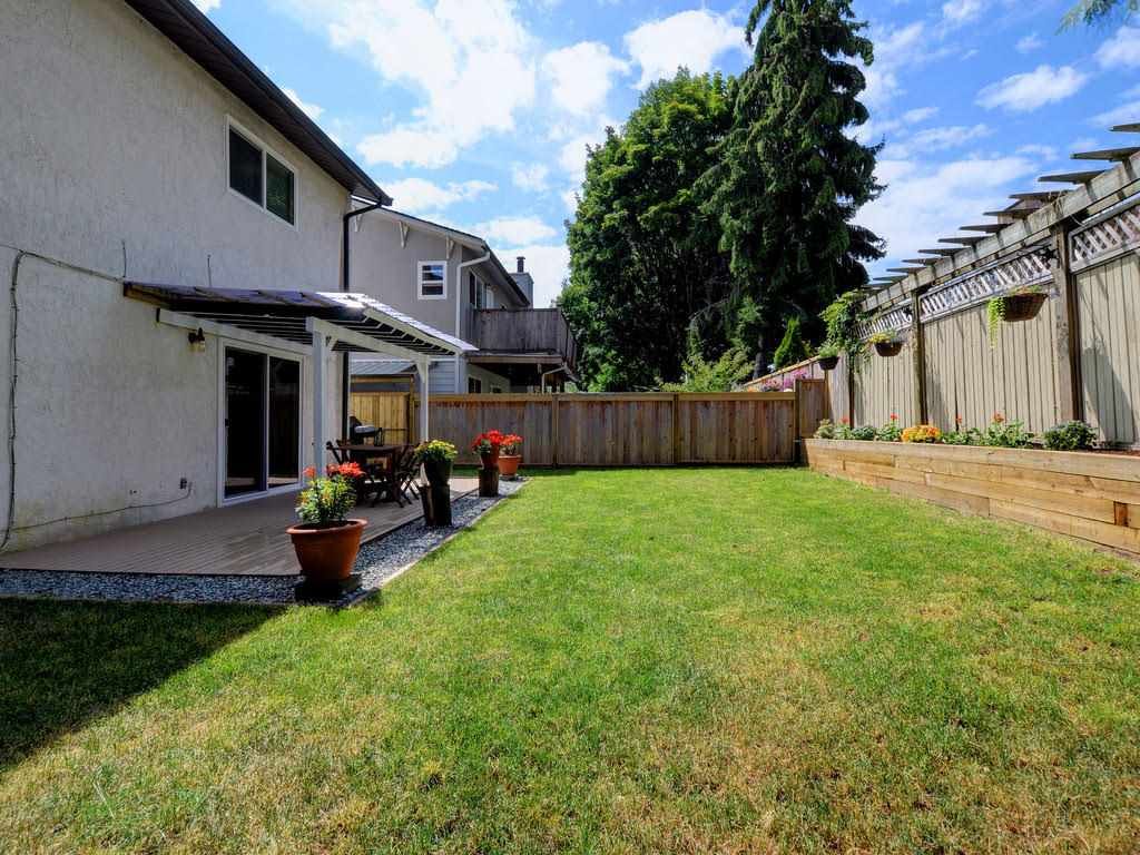 Photo 19: Photos: 3233 DUNKIRK Avenue in Coquitlam: New Horizons House for sale : MLS®# R2188270