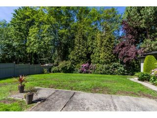 Photo 19: 7923 MEADOWOOD Drive in Burnaby: Forest Hills BN House for sale in "FOREST HILLS" (Burnaby North)  : MLS®# R2070566