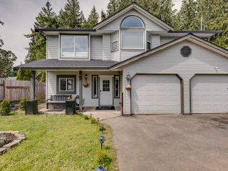 Photo 2: 7633 STRACHAN Street in Mission: Mission BC House for sale : MLS®# R2797446