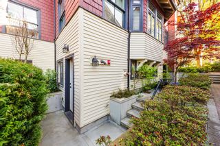 Photo 4: 1979 W 15TH Avenue in Vancouver: Kitsilano Townhouse for sale (Vancouver West)  : MLS®# R2873556