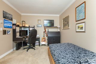 Photo 28: 307 15941 MARINE Drive: White Rock Condo for sale in "THE HERITAGE" (South Surrey White Rock)  : MLS®# R2408083