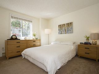 Photo 13: 5 877 W 7TH Avenue in Vancouver: Fairview VW Townhouse for sale in "Emerald Court" (Vancouver West)  : MLS®# V1119210
