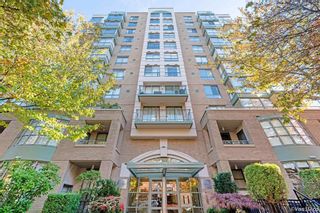 Photo 1: 804 2288 PINE Street in Vancouver: Fairview VW Condo for sale in "THE FAIRVIEW" (Vancouver West)  : MLS®# R2780951