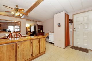 Photo 7: 22 13507 81 Avenue in Surrey: Queen Mary Park Surrey Manufactured Home for sale : MLS®# R2499572