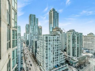 Photo 11: 1801 1188 HOWE Street in Vancouver: Downtown VW Condo for sale in "1188 HOWE" (Vancouver West)  : MLS®# R2854928