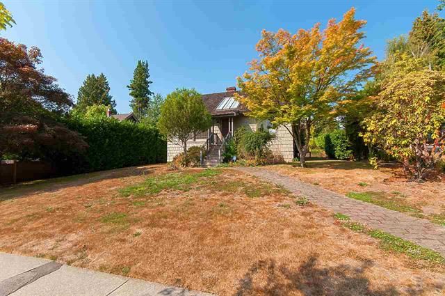 Main Photo: 2905 45 Avenue in Vancouver: Kerrisdale House for sale (Vancouver West)  : MLS®# R2329550