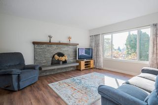 Photo 6: 563 LAURENTIAN Crescent in Coquitlam: Central Coquitlam House for sale : MLS®# R2728243