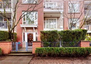 Main Photo: 106 2628 YEW Street in Vancouver: Kitsilano Condo for sale in "CONNAUGHT PLACE" (Vancouver West)  : MLS®# R2857997