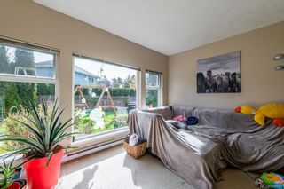Photo 6: 7937 Simpson Rd in Central Saanich: CS Saanichton House for sale : MLS®# 898921