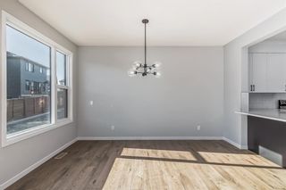 Photo 9: 38 Rowley Park NW in Calgary: C-483 Detached for sale : MLS®# A2046176
