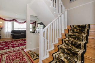 Photo 11: 18 5355 201A Street in Langley: Langley City Townhouse for sale in "PACIFIC COURT" : MLS®# R2160746