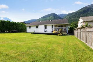 Photo 17: 48967 RIVERBEND Drive in Sardis - Chwk River Valley: Chilliwack River Valley House for sale (Sardis)  : MLS®# R2725963