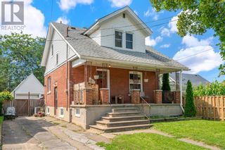 Photo 1: 4733 FIFTH Avenue in Niagara Falls: House for sale : MLS®# 40475544