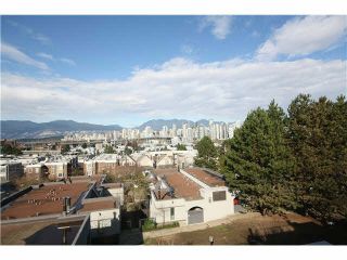 Photo 15: 1337 W 8TH Avenue in Vancouver: Fairview VW Townhouse for sale in "FAIRVIEW VILLAGE" (Vancouver West)  : MLS®# V1114051