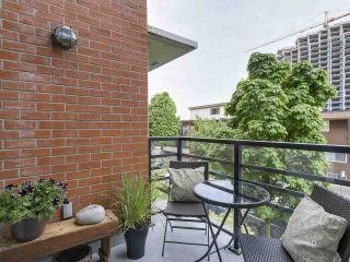 Photo 16: 288 E 11TH Avenue in Vancouver: Mount Pleasant VE Townhouse for sale in "THE SOPHIA" (Vancouver East)  : MLS®# R2169007