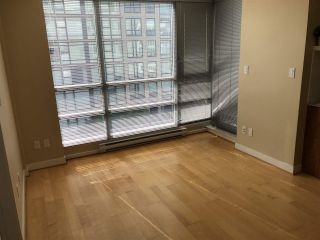Photo 14: 704 1030 W BROADWAY in Vancouver: Fairview VW Condo for sale (Vancouver West)  : MLS®# R2390082