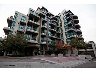 Photo 1: 314 10 RENAISSANCE Square in New Westminster: Quay Condo for sale in "Murano Lofts" : MLS®# V1054623