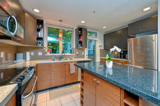 Photo 5: 48 728 W 14TH Street in North Vancouver: Mosquito Creek Townhouse for sale in "NOMA" : MLS®# R2825748