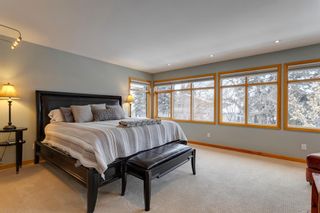 Photo 16: 410 11A Street NW in Calgary: Hillhurst Detached for sale : MLS®# A2020770