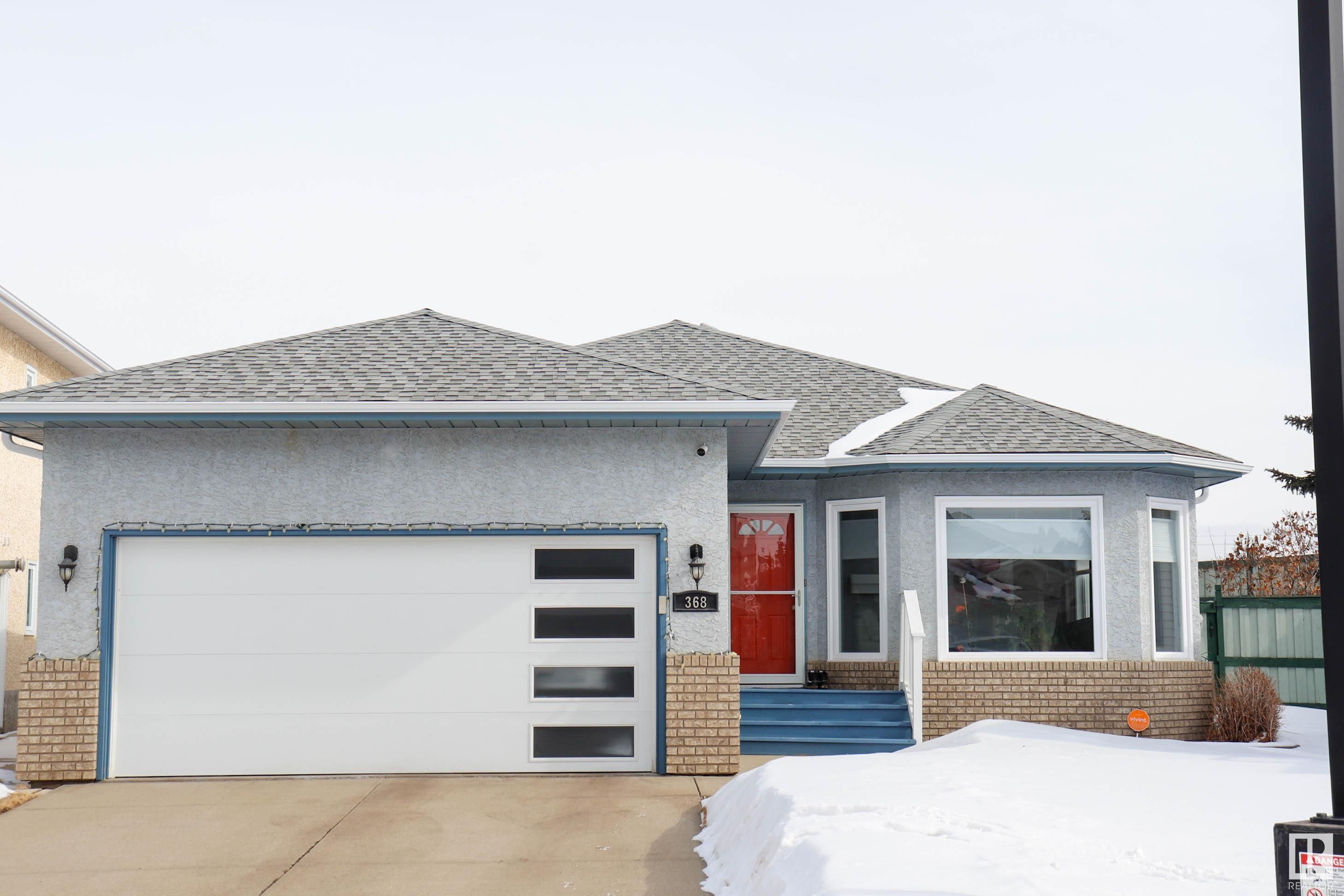 Main Photo: 368 PEARSON Crescent in Edmonton: Zone 58 House for sale : MLS®# E4331520