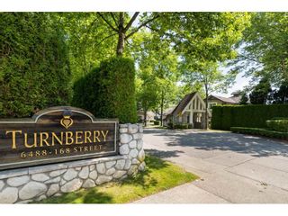 Photo 2: 8 6488 168 Street in Surrey: Cloverdale BC Townhouse for sale in "Turnberry Estates" (Cloverdale)  : MLS®# R2098521