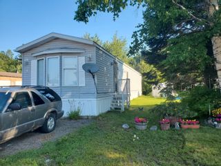 Photo 3: 4 5164 HART Highway in Prince George: Mount Alder Manufactured Home for sale in "North Park Heights Modular Home Park" (PG City North)  : MLS®# R2790366
