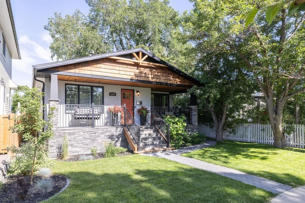 Main Photo: 1644 16 Street SE in Calgary: Inglewood Detached for sale : MLS®# A1239104