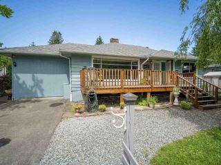 Photo 1: 22127 CLIFF Avenue in Maple Ridge: West Central House for sale : MLS®# R2583269