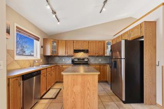 Photo 11: 228 Millview Place SW in Calgary: Millrise Detached for sale : MLS®# A2034812