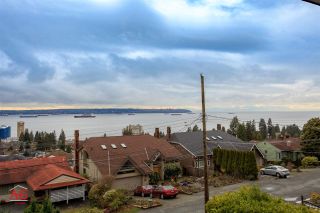 Photo 3: 2259 NELSON Avenue in West Vancouver: Dundarave House for sale : MLS®# R2146466