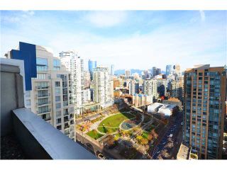 Photo 12: 2204 1238 RICHARDS Street in Vancouver: Yaletown Condo for sale in "METROPOLIS" (Vancouver West)  : MLS®# V1037264