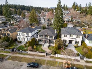 Photo 3: 4019 W 38TH Avenue in Vancouver: Dunbar House for sale (Vancouver West)  : MLS®# R2860204