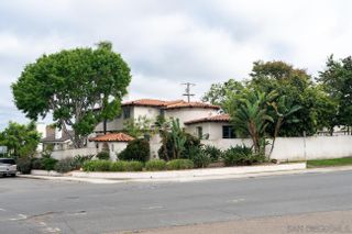 Photo 2: POINT LOMA House for sale : 5 bedrooms : 3539 Elliott St in San Diego