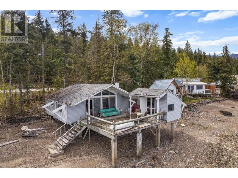 FEATURED LISTING: 1665 Blind Bay Road Blind Bay