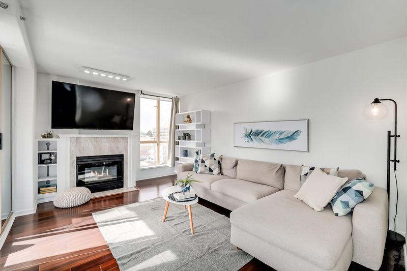 FEATURED LISTING: 502 - 1405 12TH Avenue West Vancouver