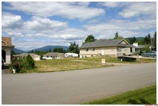 Photo 1: 3121 - 9th Ave SE in Salmon Arm: South Broadview Land Only for sale : MLS®# 10032005